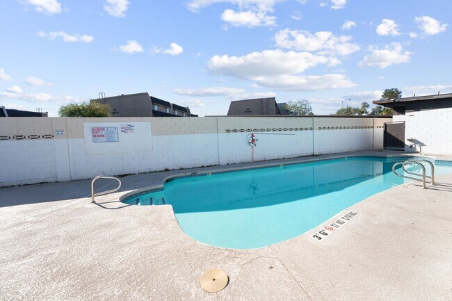 Building Photo - 2732 Eldora Cir