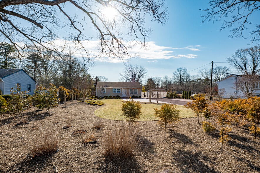 Building Photo - 1006 Merriam Rd