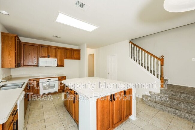 Building Photo - 3013 St Frances Dr