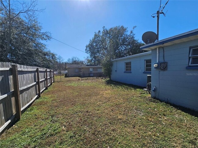 Building Photo - 3219 Decatur Ave