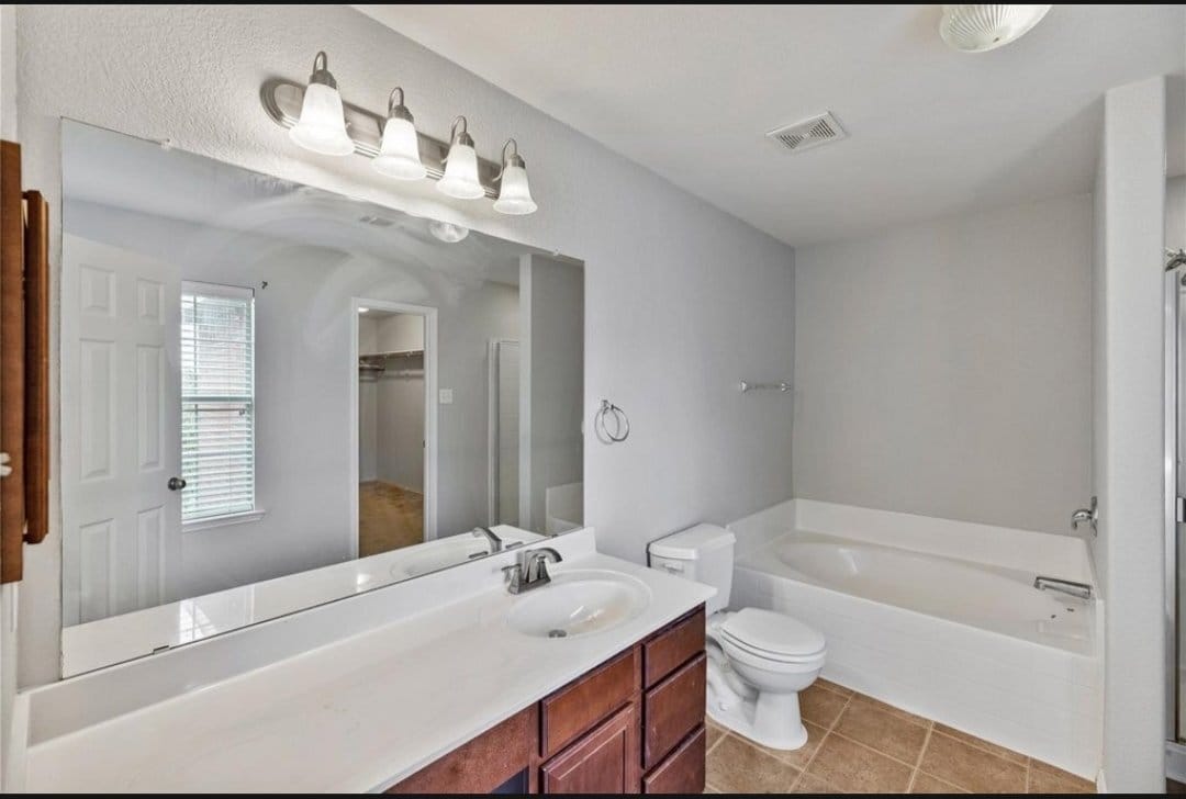 Building Photo - 2048 Stagecoach Trail