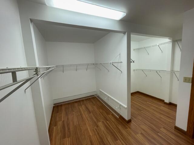 Building Photo - 13752 Yarmouth Dr