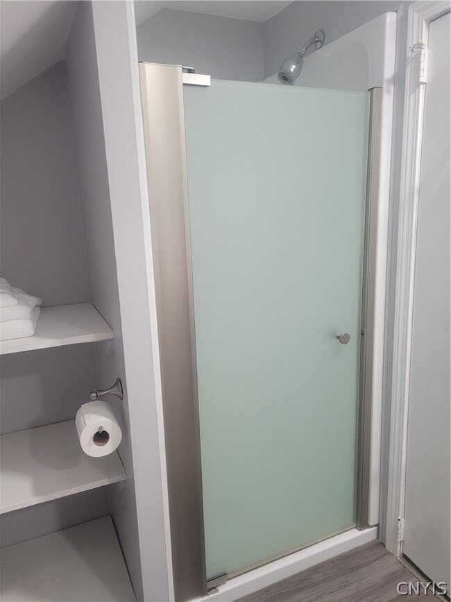 Building Photo - 2 S Rainbow Shores Rd