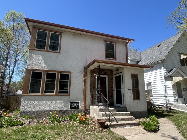 Primary Photo - 1944 Garfield St NE