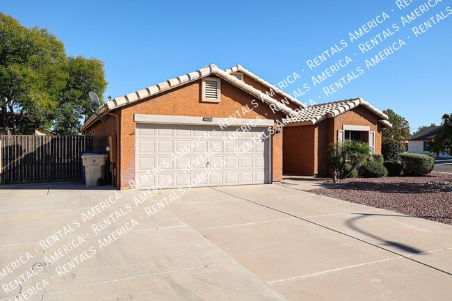 Building Photo - 5375 N 87th Ave
