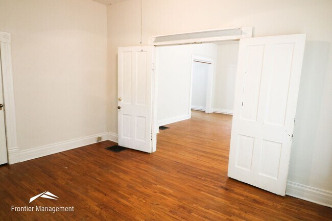 Building Photo - 908 Leavenworth St