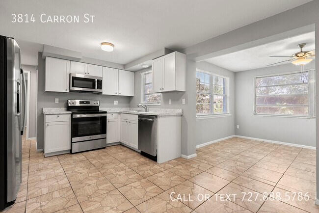 Building Photo - 3814 Carron St