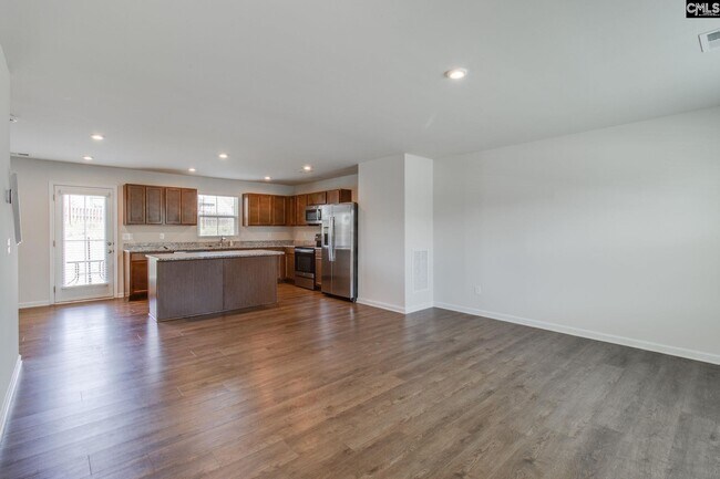 Building Photo - 3038 Blue Brook Ln