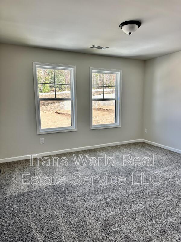 Building Photo - 250 Station Overlook Dr