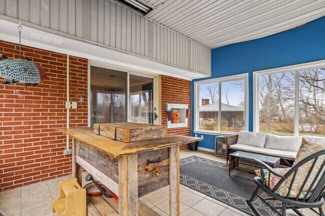 Building Photo - 3 Bedroom / 2.5 Bath Home ? Johnson City, TN