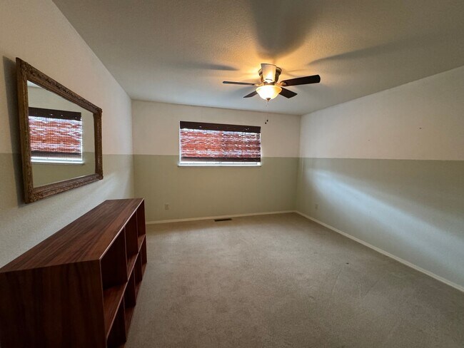 Building Photo - Charming 4-Bedroom Family Home with Hidden...