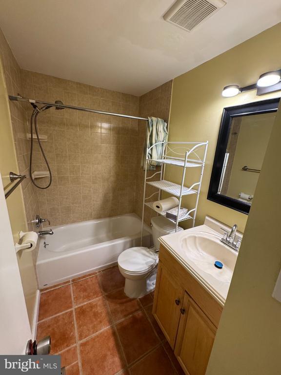 Building Photo - 11717 Happy Choice Ln