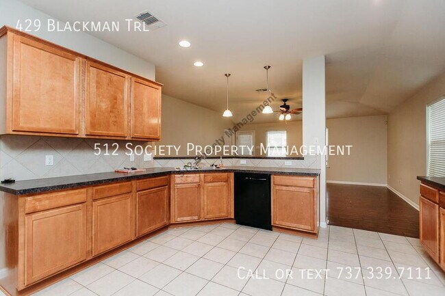 Building Photo - 429 Blackman Tr