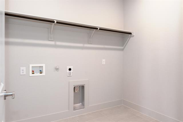 Building Photo - 3743 Milwaukee Ave