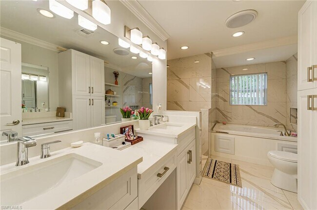 Building Photo - 751 Pine Cone Ln