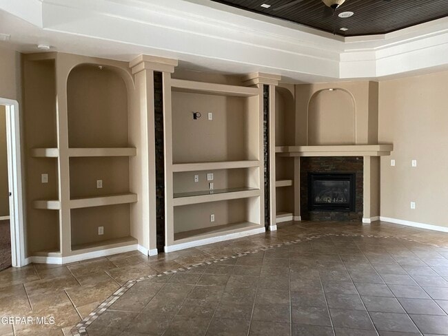 Building Photo - 3132 Tunnel Point Way