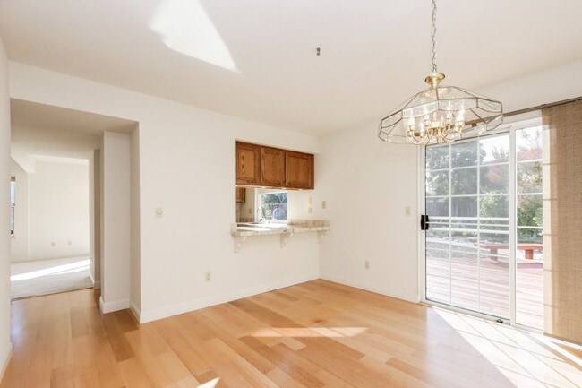 Building Photo - 3 Bed / 3 Bath single family home with huge backyard in Foster City. YouTube tour!!