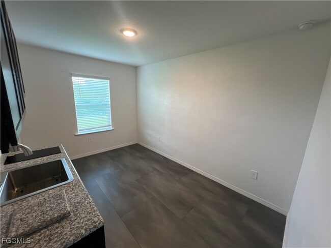 Building Photo - 4301 17th St SW