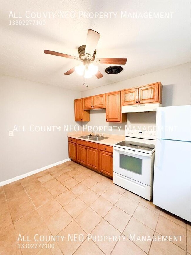 Building Photo - 19810 Shawnee Ave