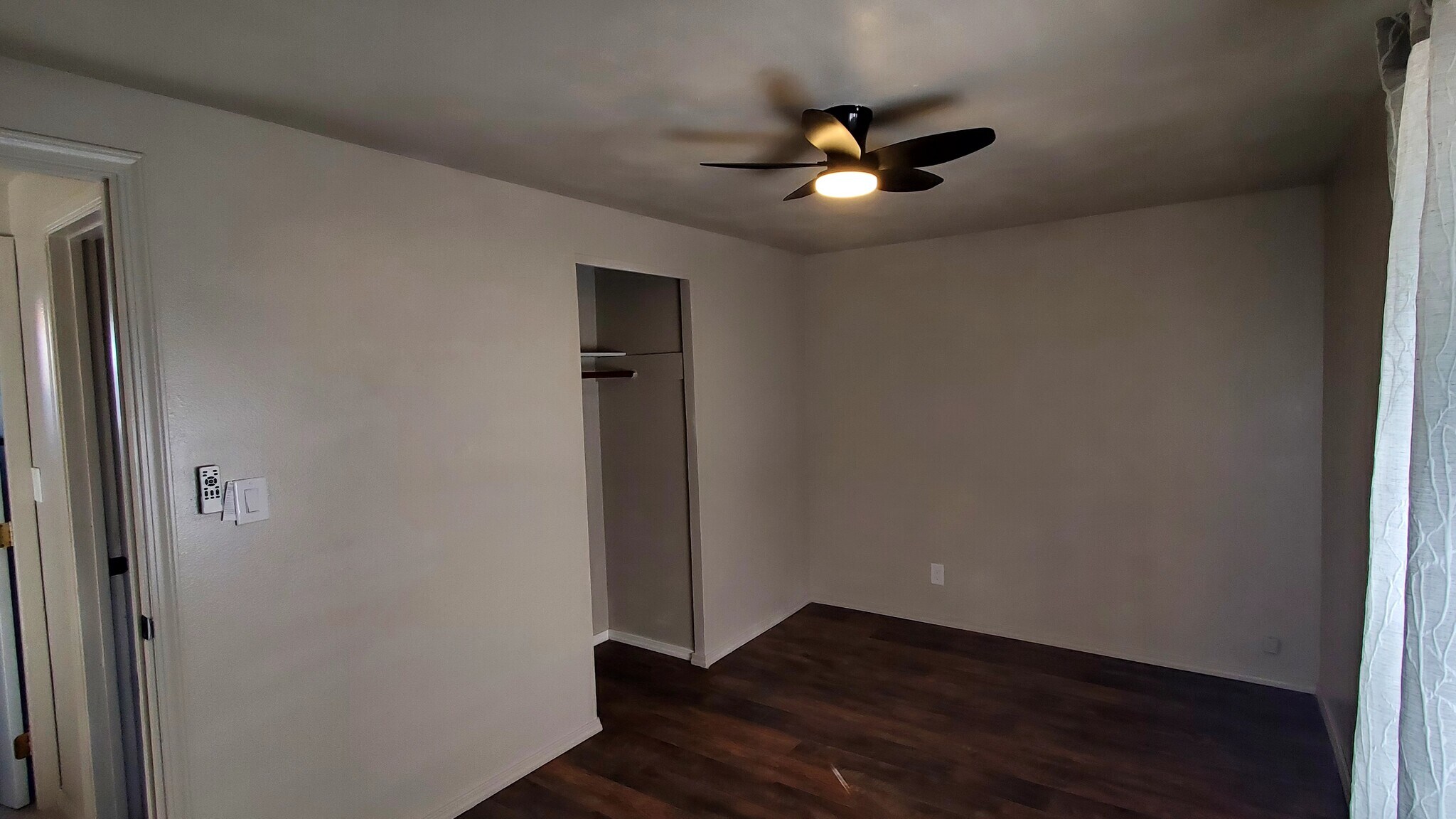 Building Photo - 1907 W Shoshone St