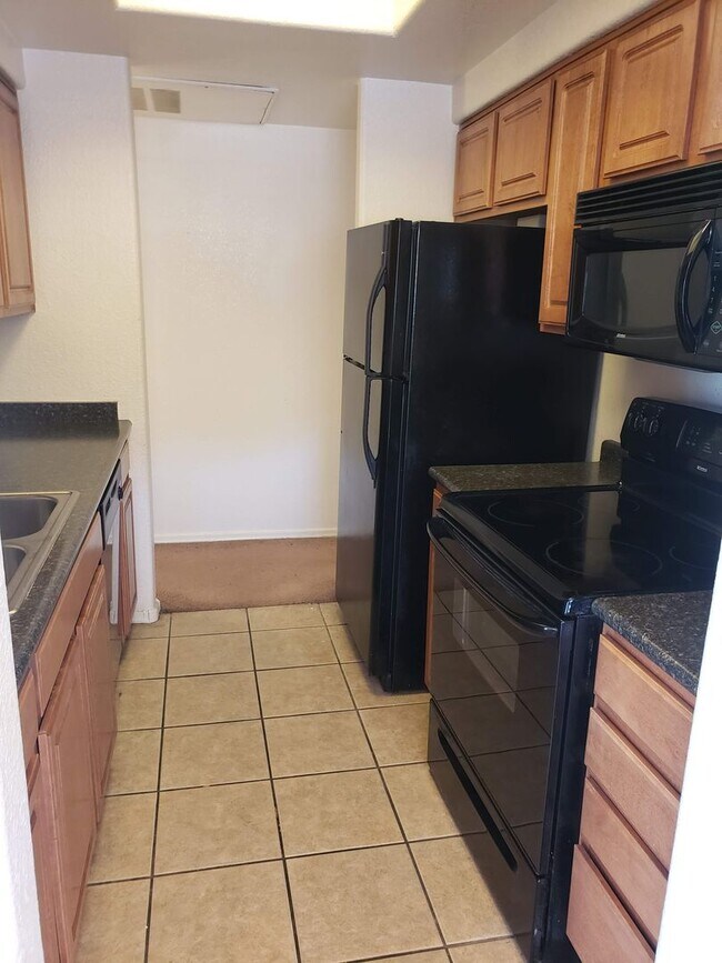 Building Photo - COMING SOON!!!!