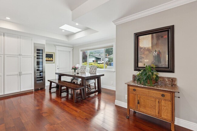 Building Photo - Single-Level Three-Bedroom Retreat in Napa...