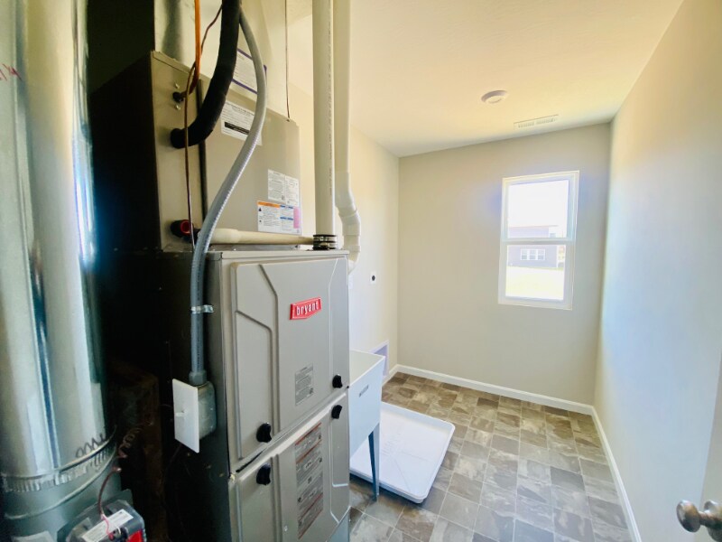 Building Photo - 7877 Ellington Ct