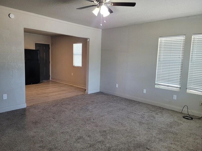 Building Photo - 2404 Avenue U