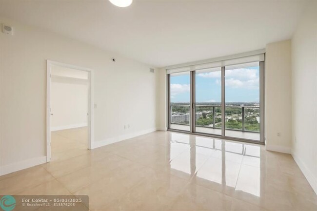 Building Photo - 16385 Biscayne Blvd