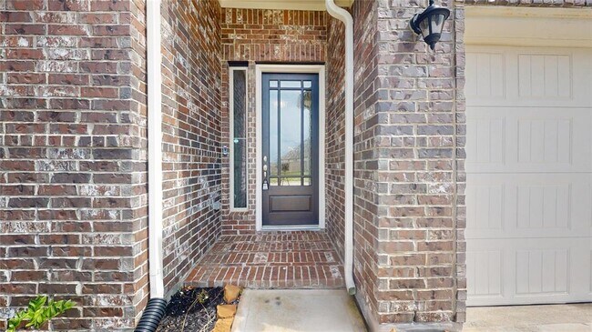 Building Photo - 32307 Elmwood Mnr