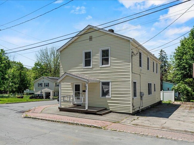 Primary Photo - 28 Van Buren St