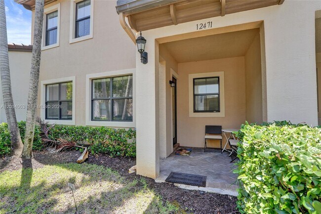 Building Photo - 12471 NW 32nd Manor