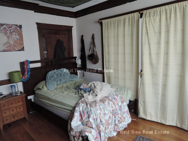 Building Photo - 1711 Commonwealth Ave