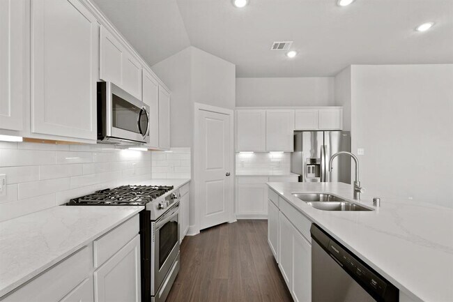 Building Photo - 10635 Cascade Crk Dr