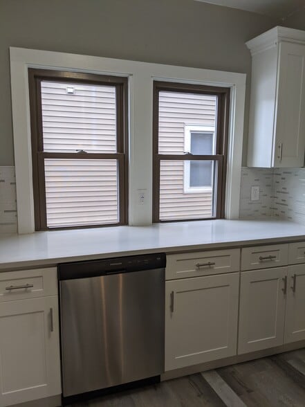 Building Photo - 2127 Bunts Rd