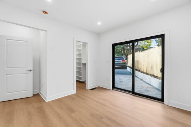 Building Photo - 685 JFK Blvd E