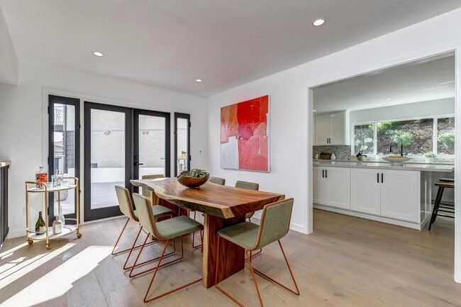 Building Photo - **3900 Paseo De Las Tortugas Torrance** Spacious 4 bedroom 3 bath with beautiful view!