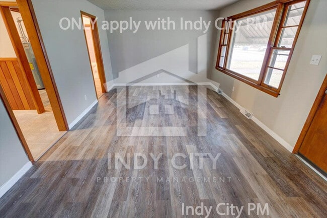 Building Photo - 1336 N Glen Arm Rd