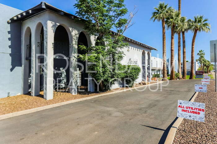 Building Photo - 6320 N 16th St