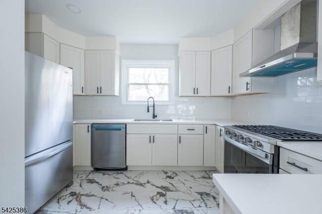 Building Photo - 59 Watchung Ave