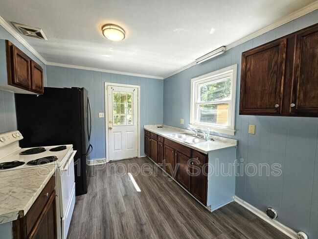 Building Photo - 1307 Camden Ave