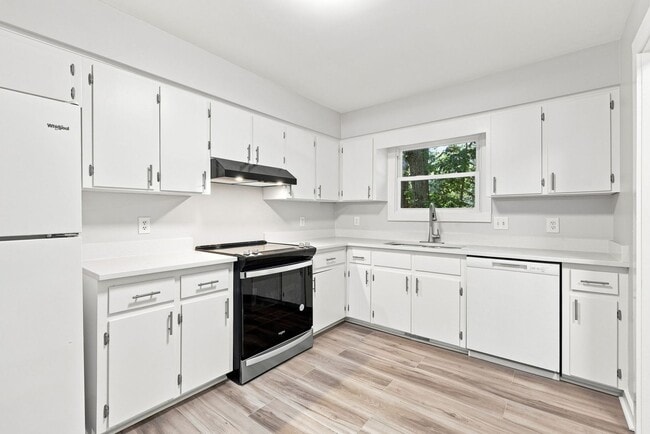 Building Photo - 4011 Arckelton Dr