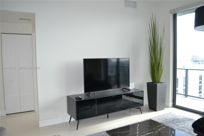 Building Photo - 2960 NE 207th St