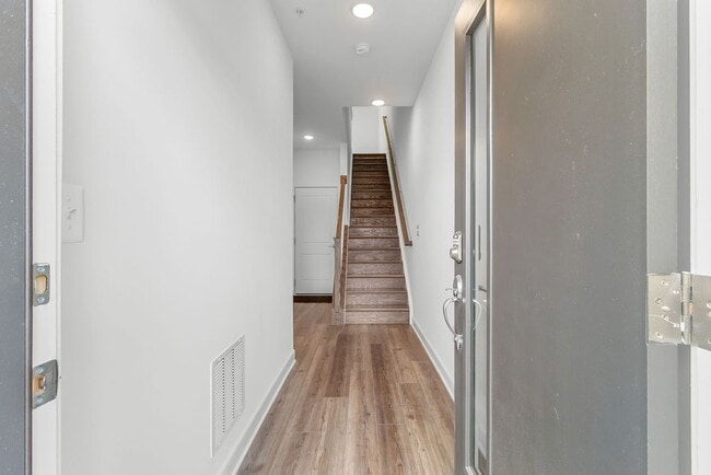 Building Photo - Rent – Brand New Townhome in the Watershed Community