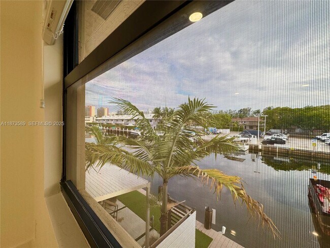 Building Photo - 3768 NE 167th St