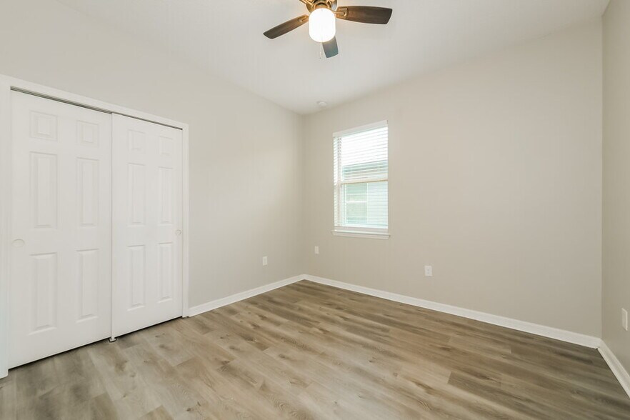 Building Photo - 3687 Moca Dr