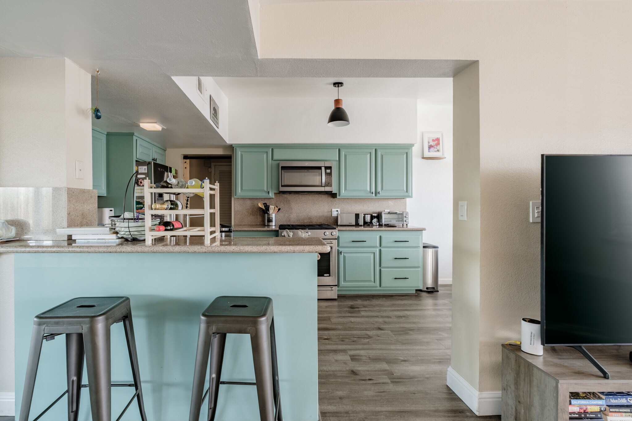 Building Photo - 5521 27th Ave