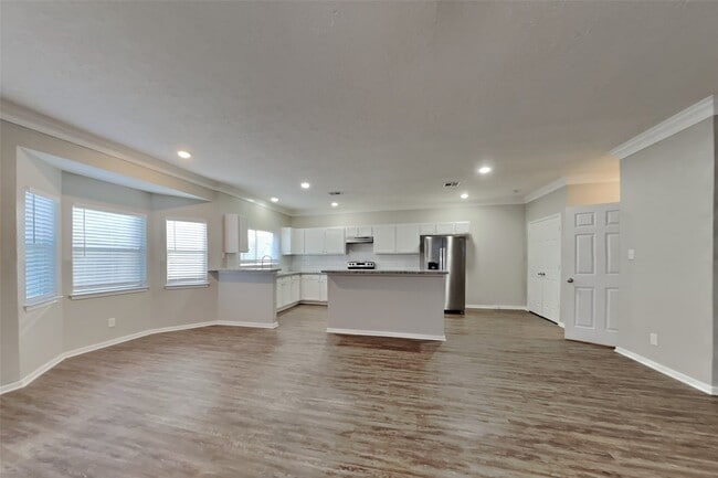 Building Photo - 20427 Blue Beech Dr