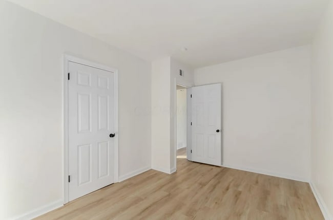 Building Photo - Fully Renovated 2-Bedroom Home with 1-Car Garage