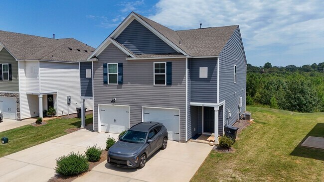 Building Photo - 115 Adger Rd